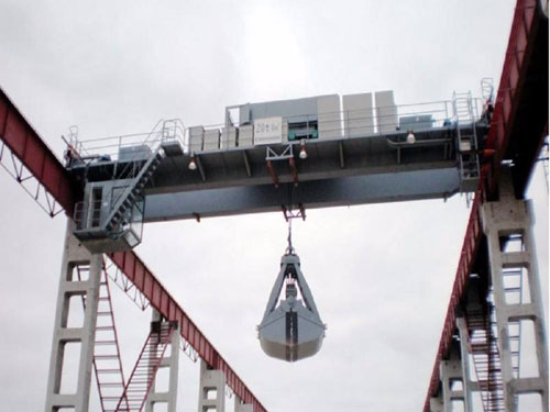 双梁抓斗起重机